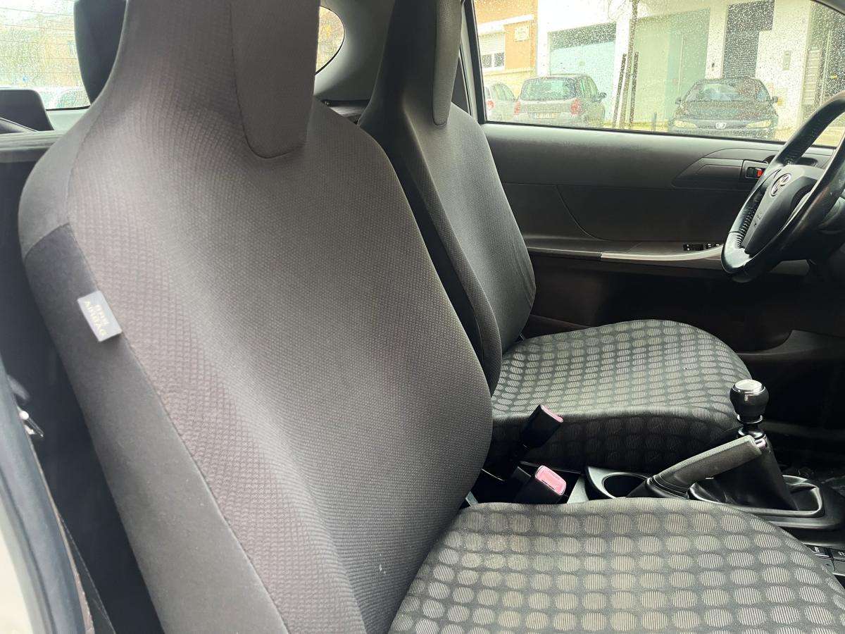 toyota-iq-2009-gasolina-998cc