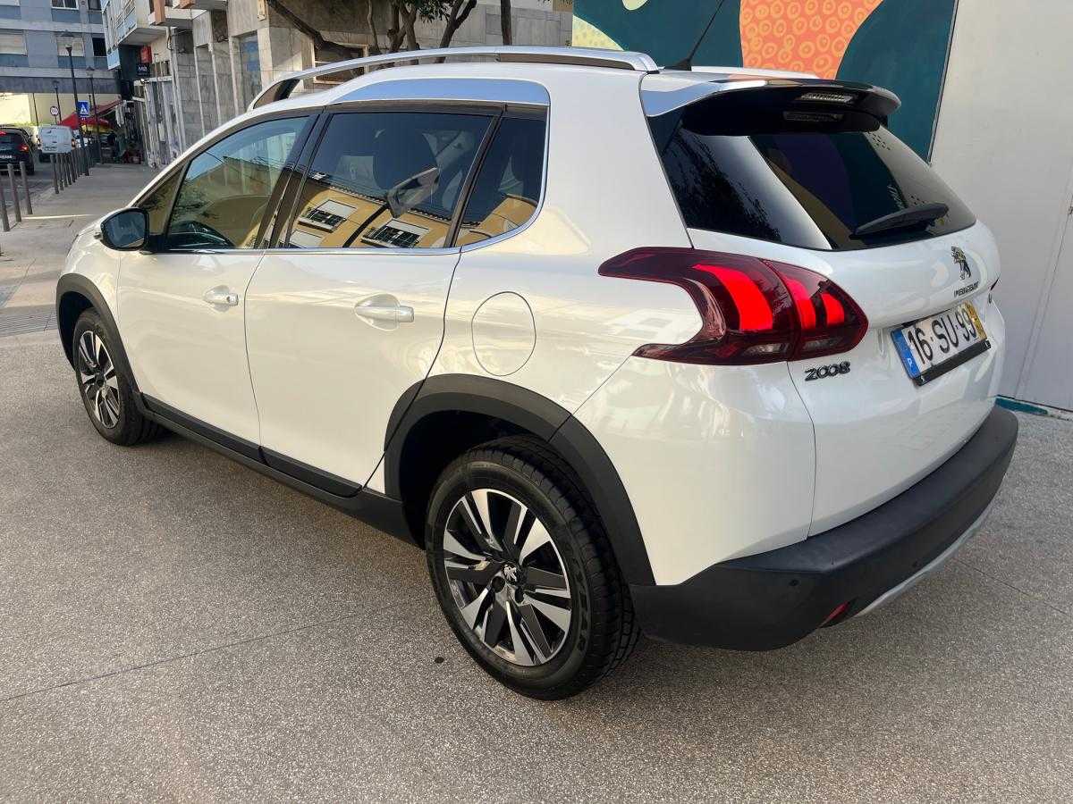 peugeot-2008-2017-gasolina-1199cc