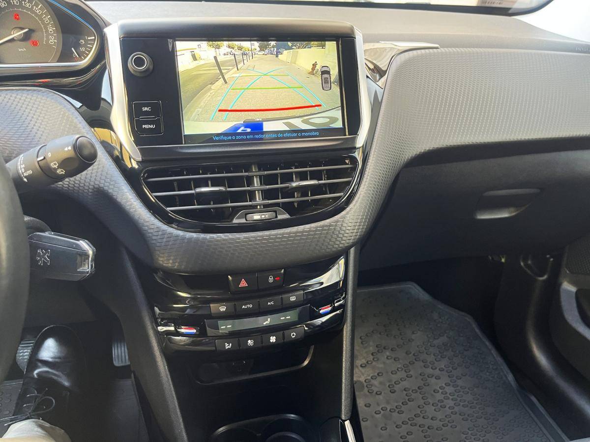 peugeot-2008-2017-gasolina-1199cc