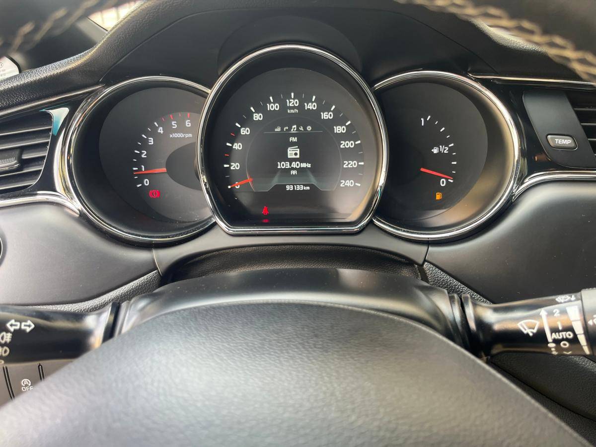kia-ceed-sw-2017-diesel-1582cc