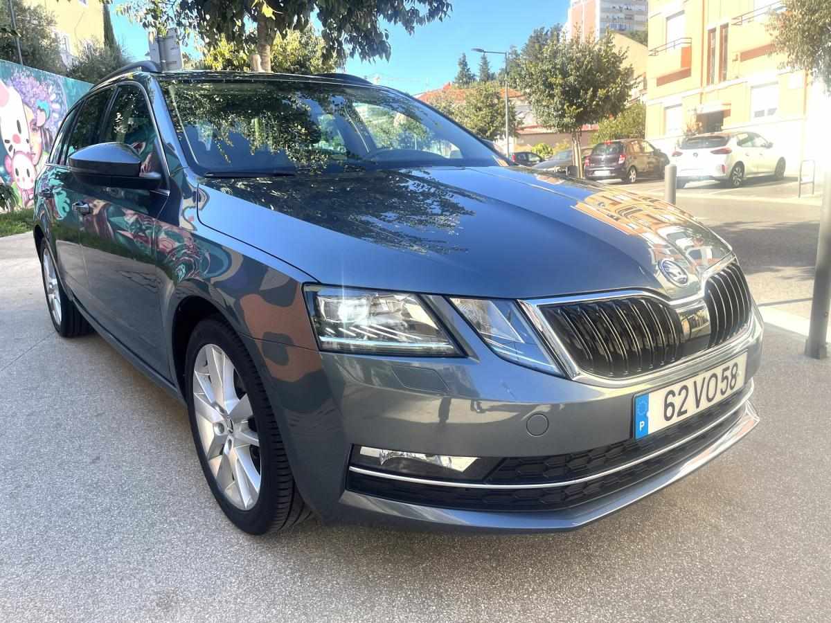 skoda-octavia-break-2018-gasolina-999cc