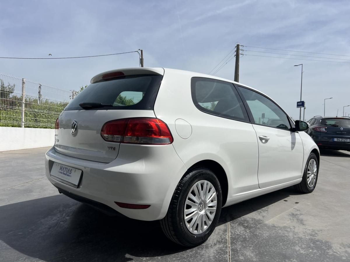 volkswagen-golf-2012-diesel-1598cc