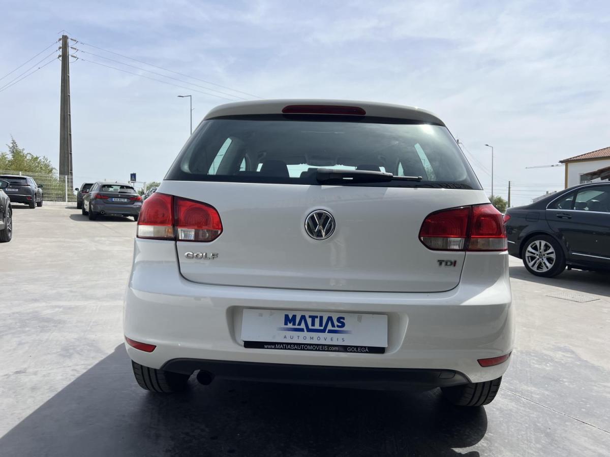 volkswagen-golf-2012-diesel-1598cc