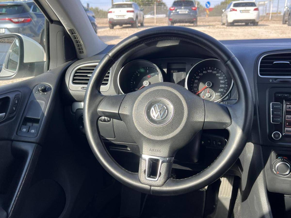 volkswagen-golf-2012-diesel-1598cc