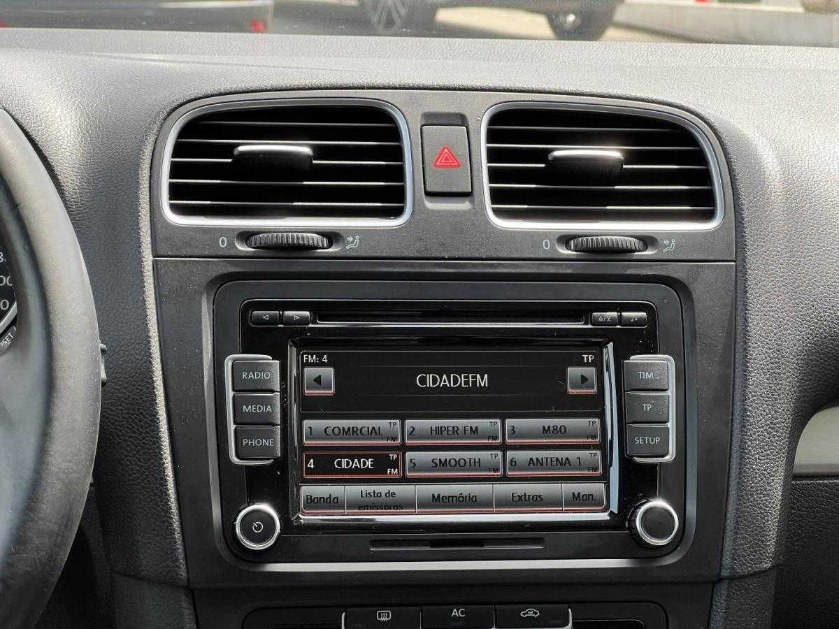 volkswagen-golf-2012-diesel-1598cc