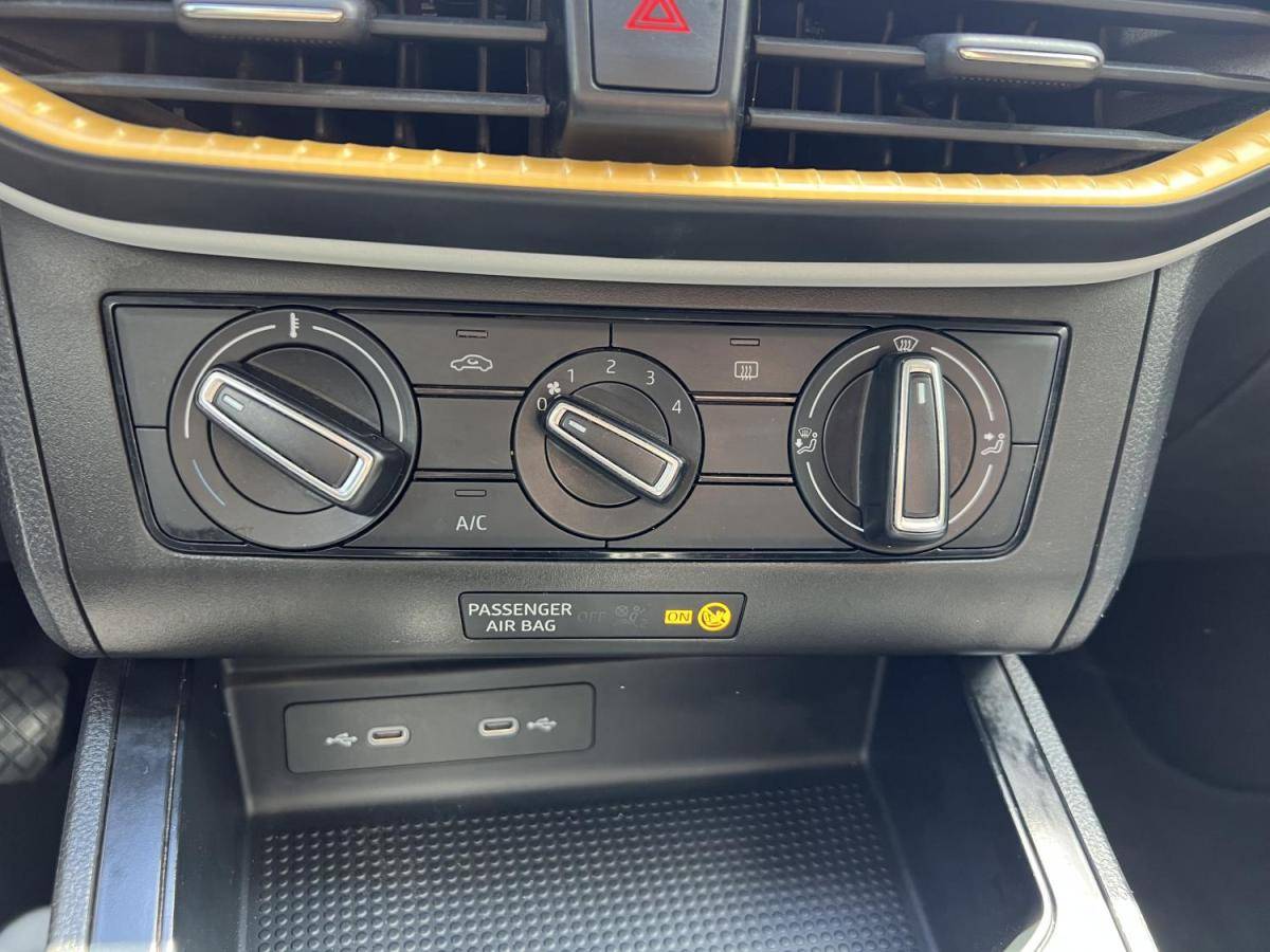 seat-ibiza-2023-gasolina-999cc