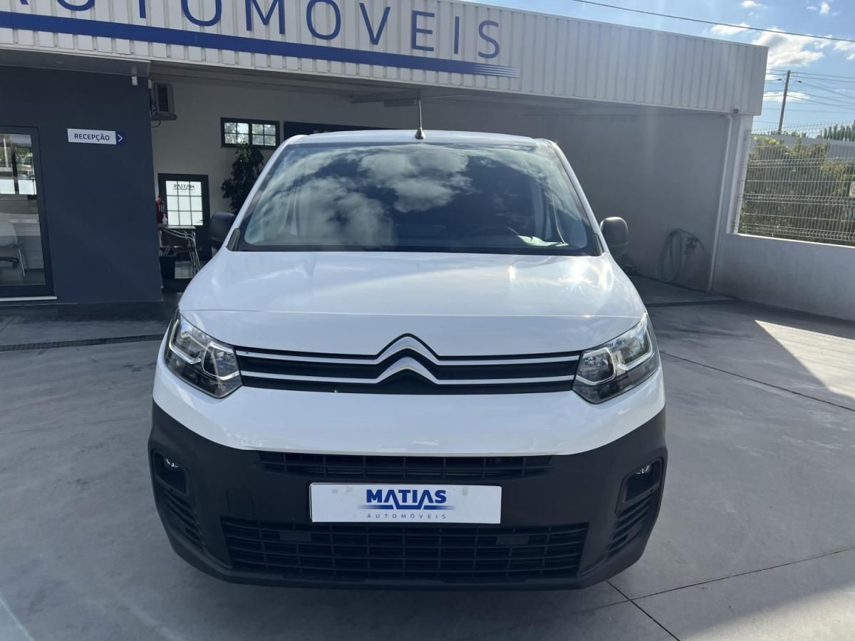 citroen-berlingo-2022-diesel-1499cc