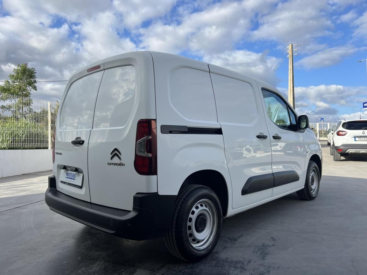 citroen-berlingo-2022-diesel-1499cc
