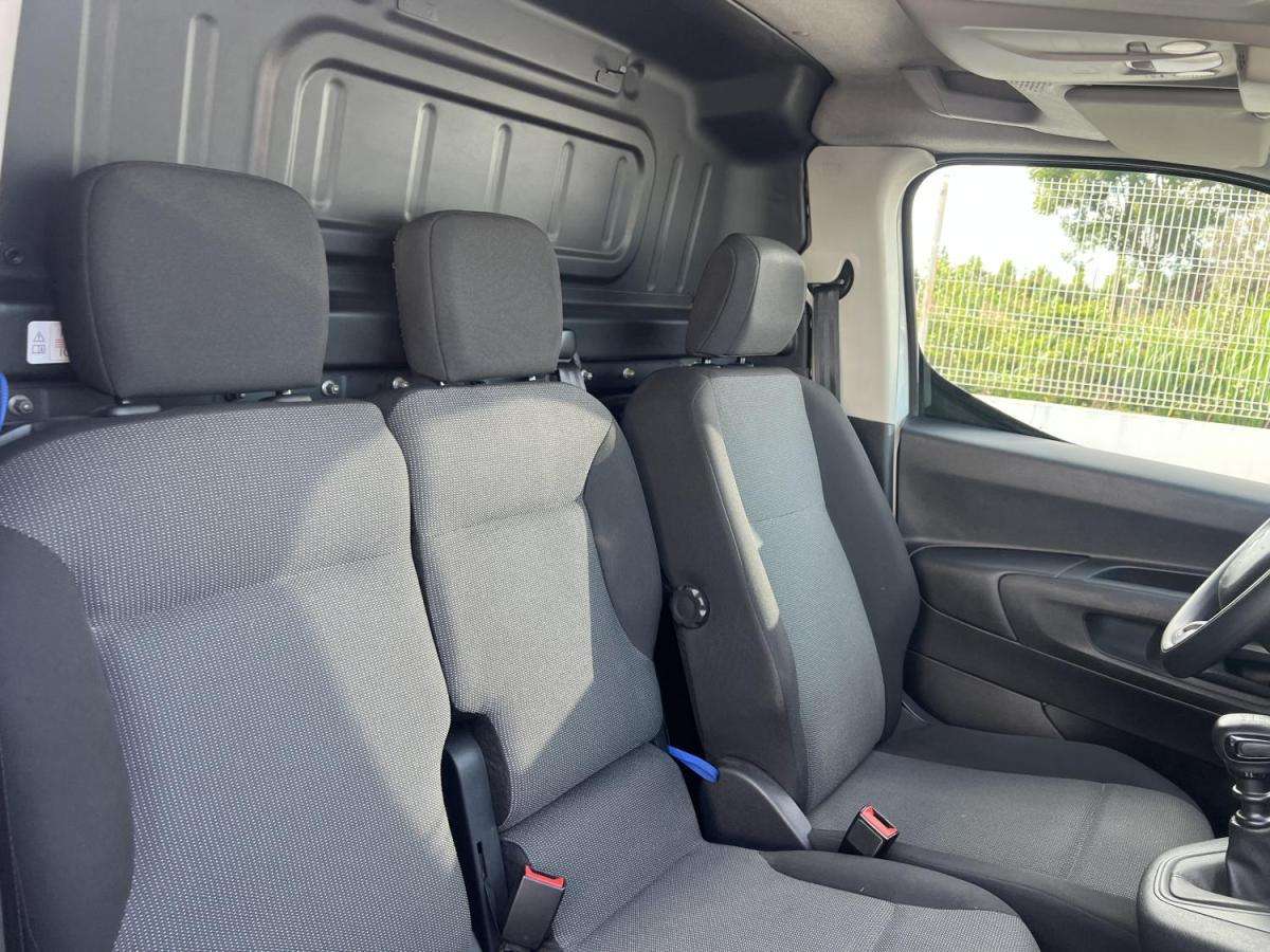 citroen-berlingo-2022-diesel-1499cc