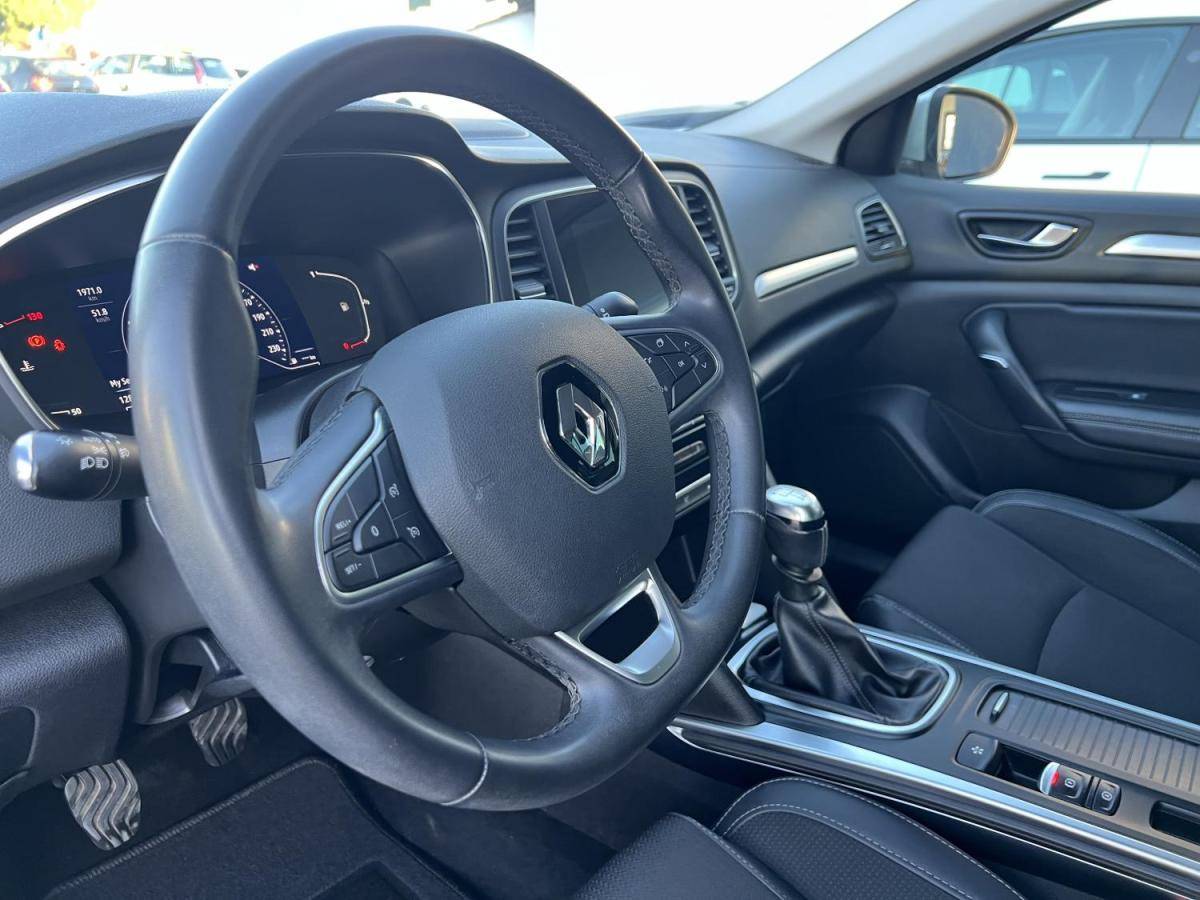 renault-megane-sport-tourer-2022-diesel-1461cc