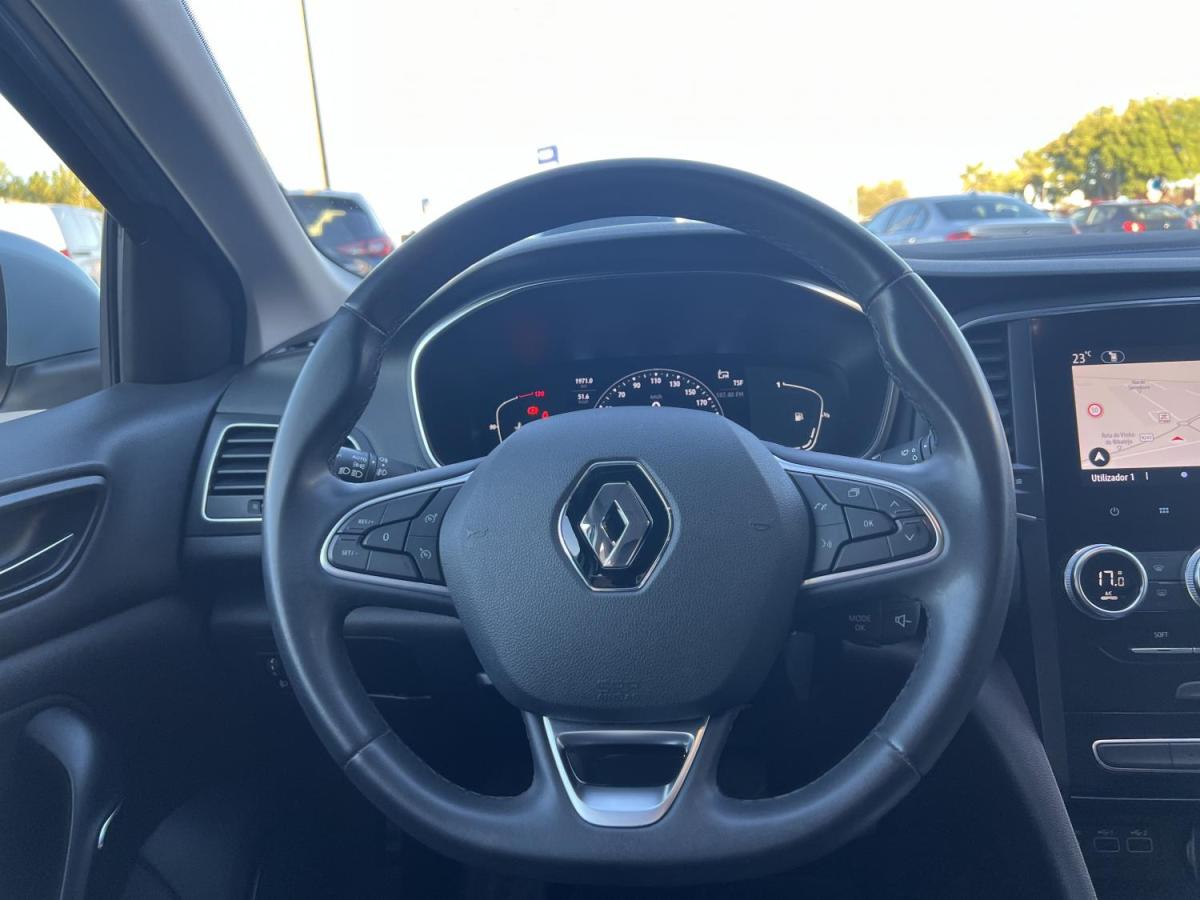 renault-megane-sport-tourer-2022-diesel-1461cc