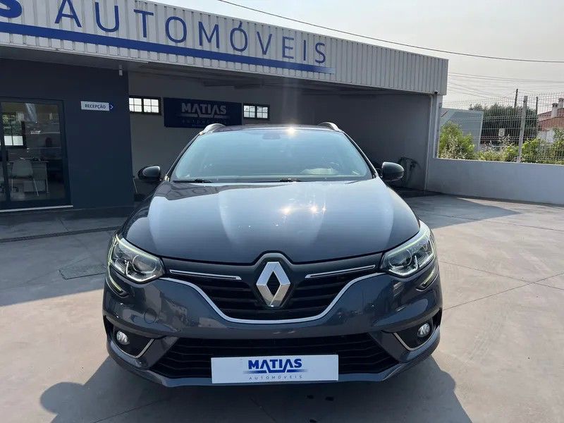 renault-megane-sport-tourer-2018-diesel-1461cc