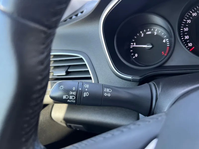 renault-megane-sport-tourer-2018-diesel-1461cc