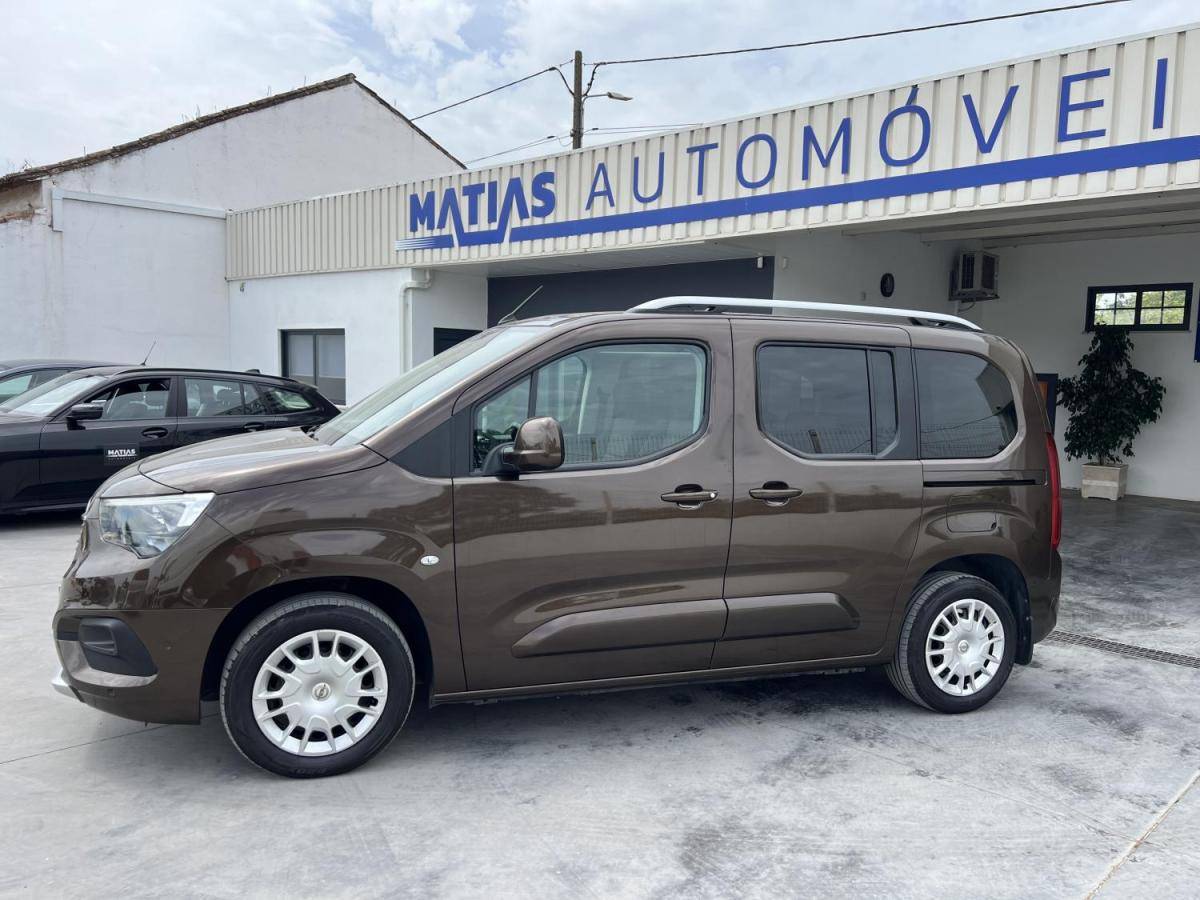 opel-combo-2018-diesel-1499cc