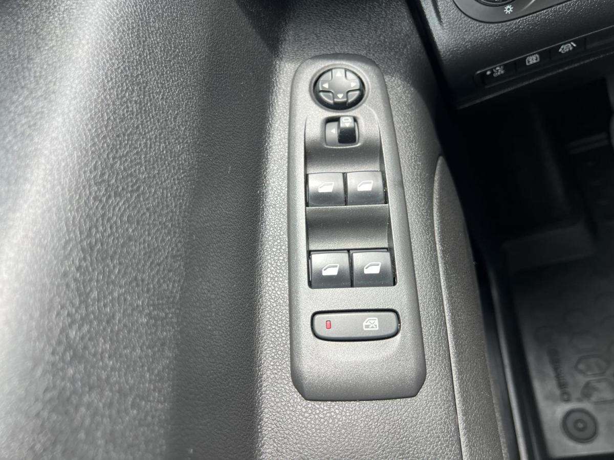 opel-combo-2018-diesel-1499cc
