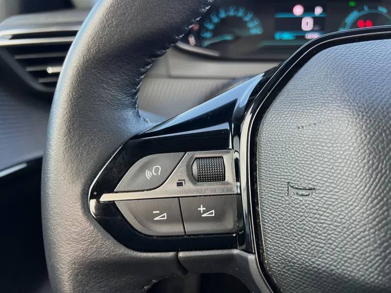 peugeot-e-208-2021-eletrico-0cc