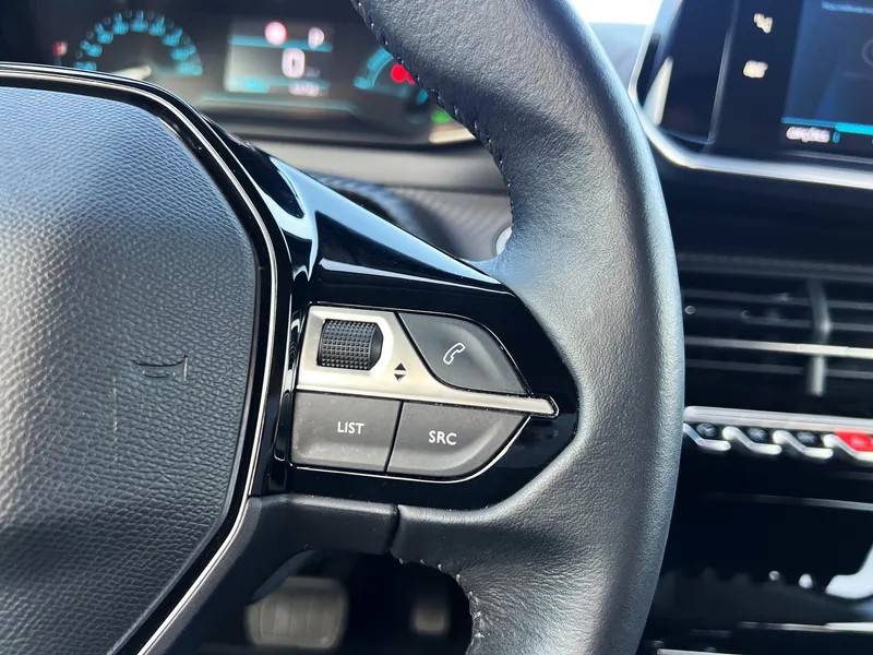 peugeot-e-208-2021-eletrico-0cc