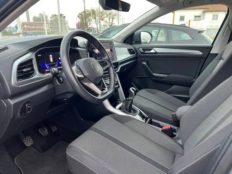 volkswagen-t-roc-2024-gasolina-999cc