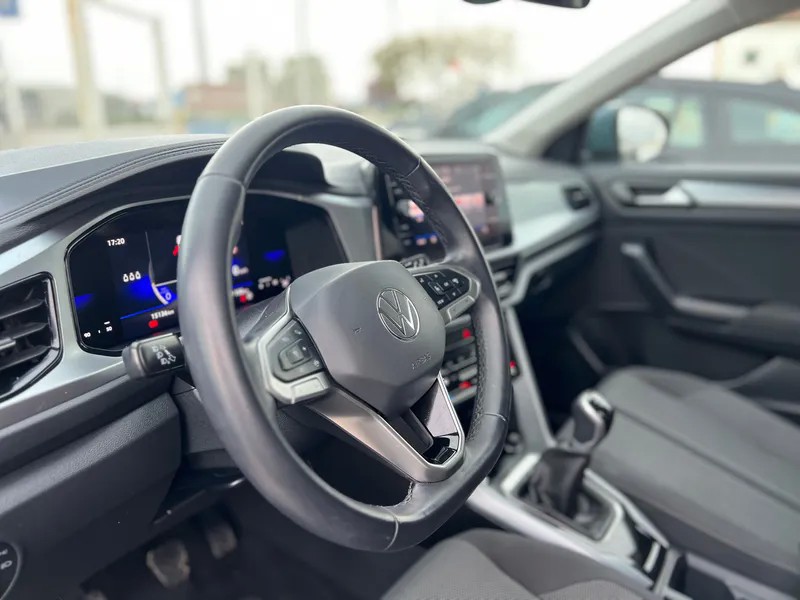 volkswagen-t-roc-2024-gasolina-999cc