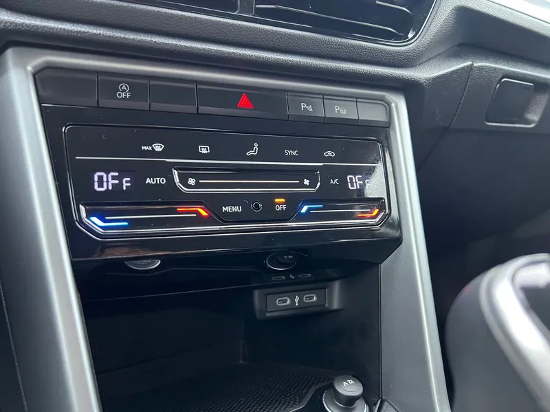 volkswagen-t-roc-2024-gasolina-999cc