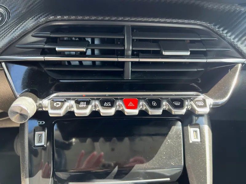 peugeot-2008-2020-gasolina-1199cc