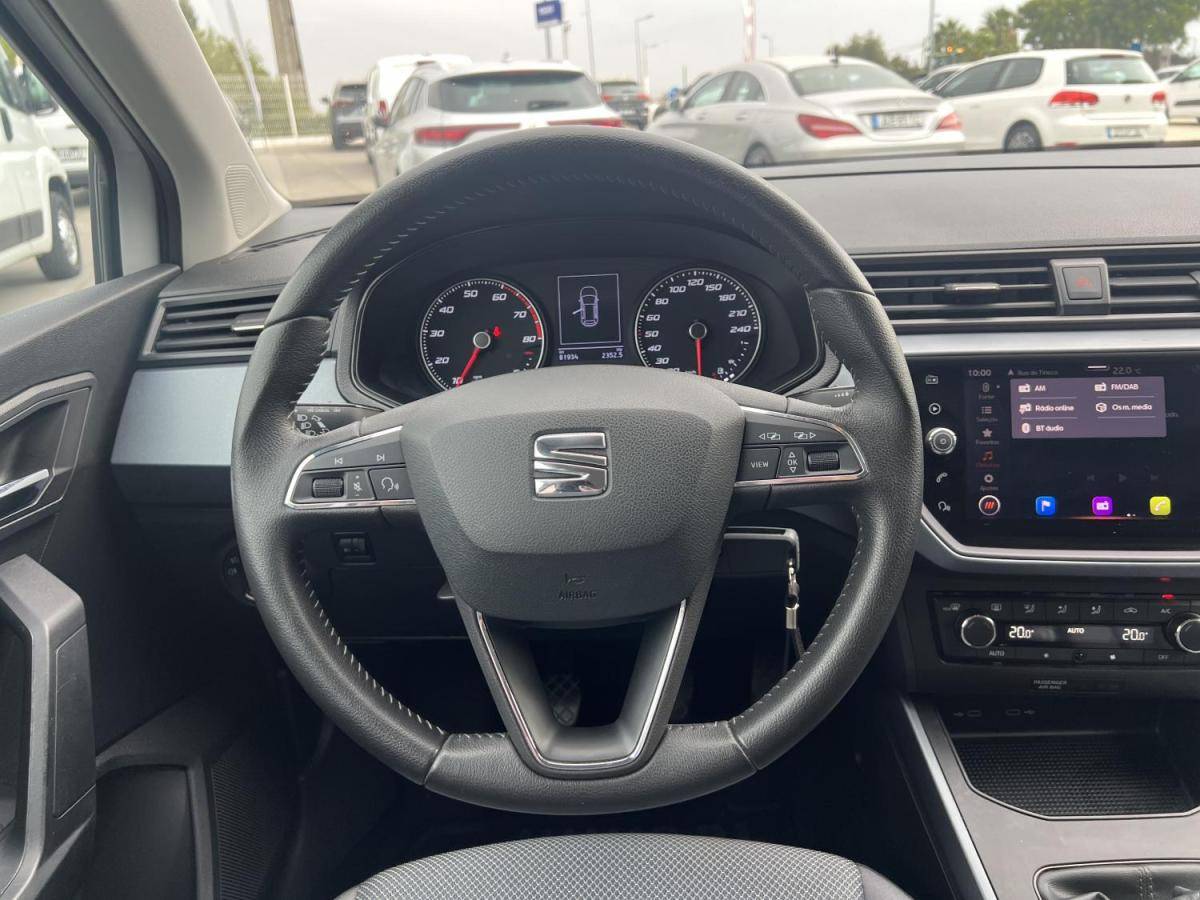 seat-arona-2021-gasolina-999cc