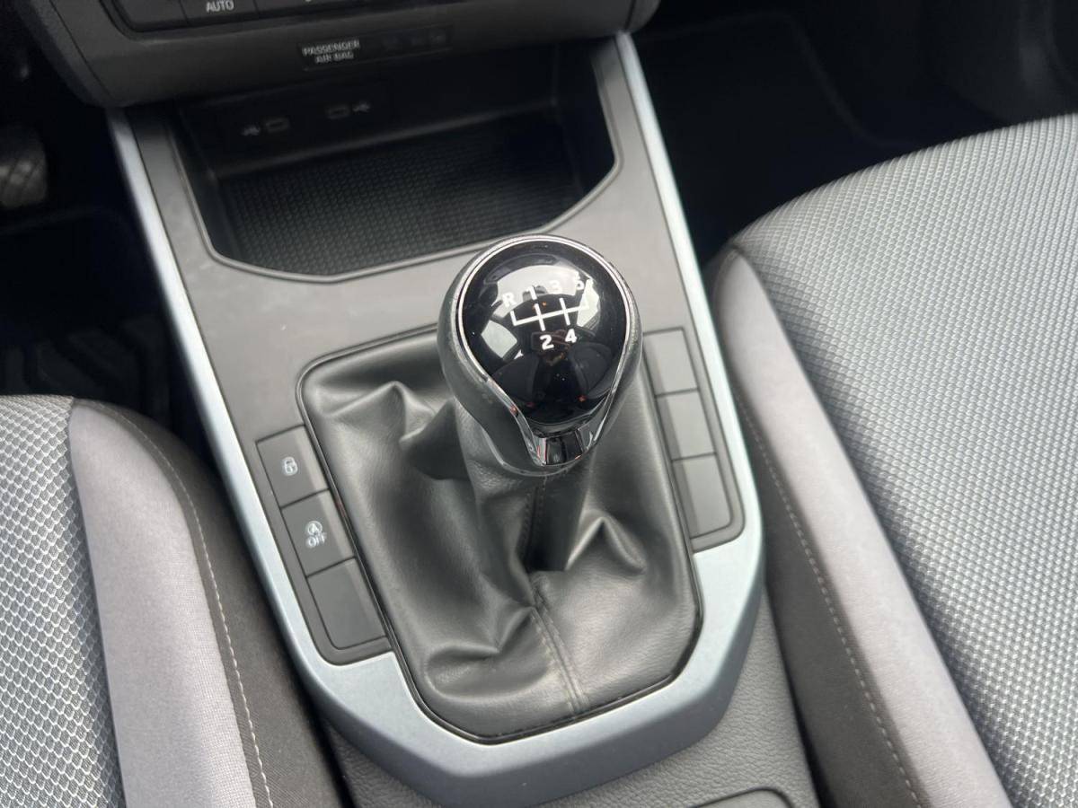 seat-arona-2021-gasolina-999cc