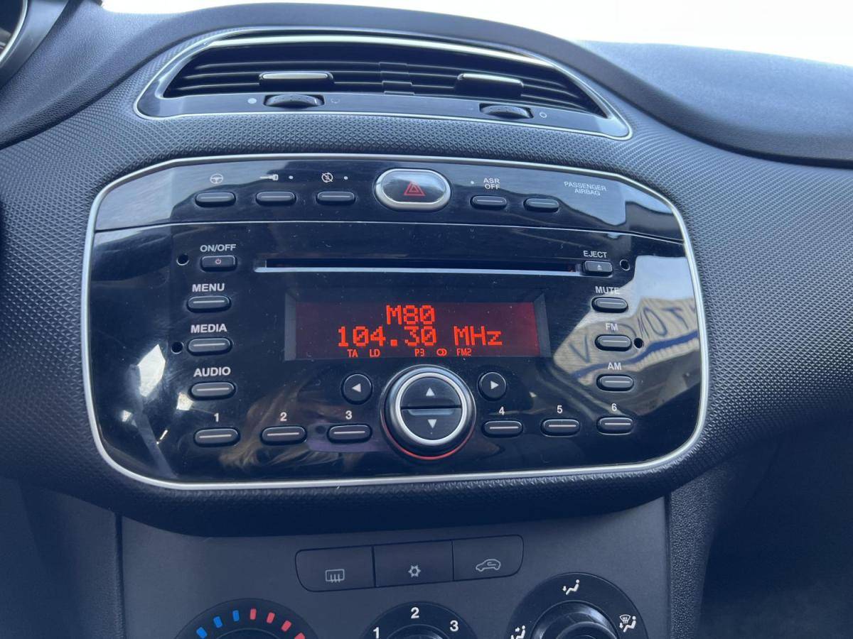 fiat-punto-2018-gasolina-1242cc