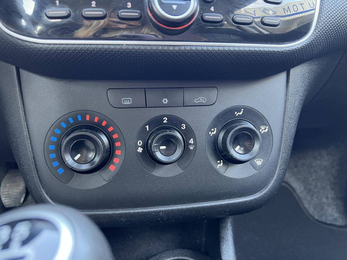 fiat-punto-2018-gasolina-1242cc