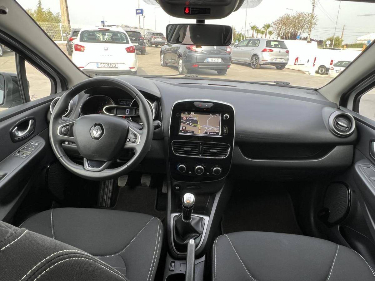 renault-clio-sport-tourer-2016-diesel-1461cc