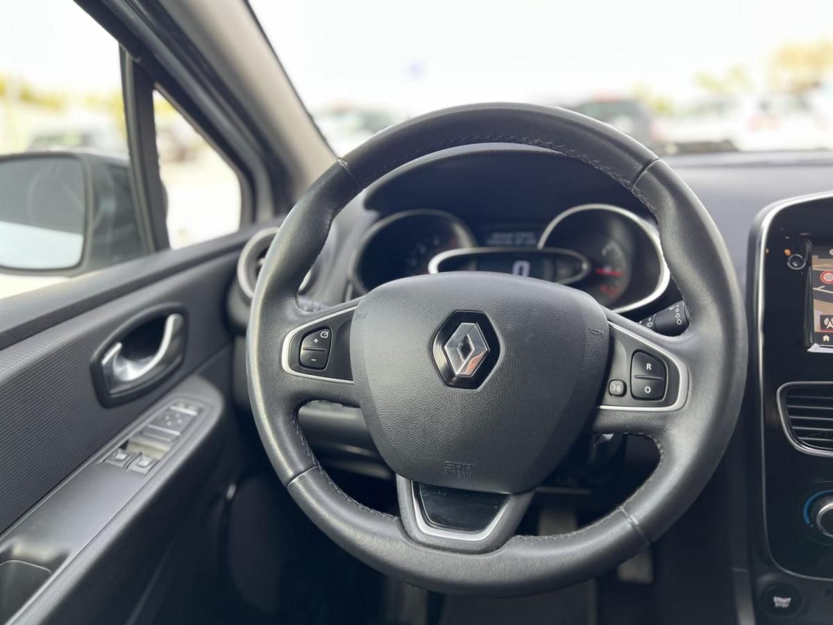 renault-clio-sport-tourer-2016-diesel-1461cc
