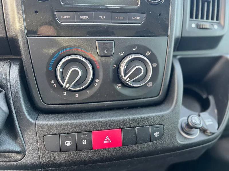 citroen-jumper-2019-diesel-1997cc