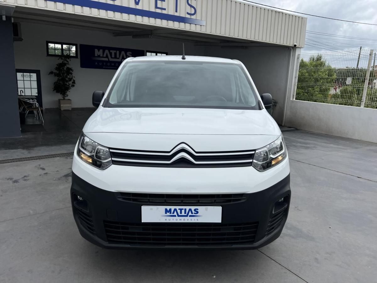 citroen-berlingo-2021-diesel-1499cc