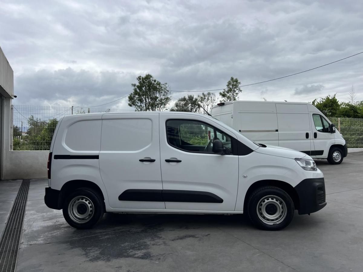 citroen-berlingo-2021-diesel-1499cc