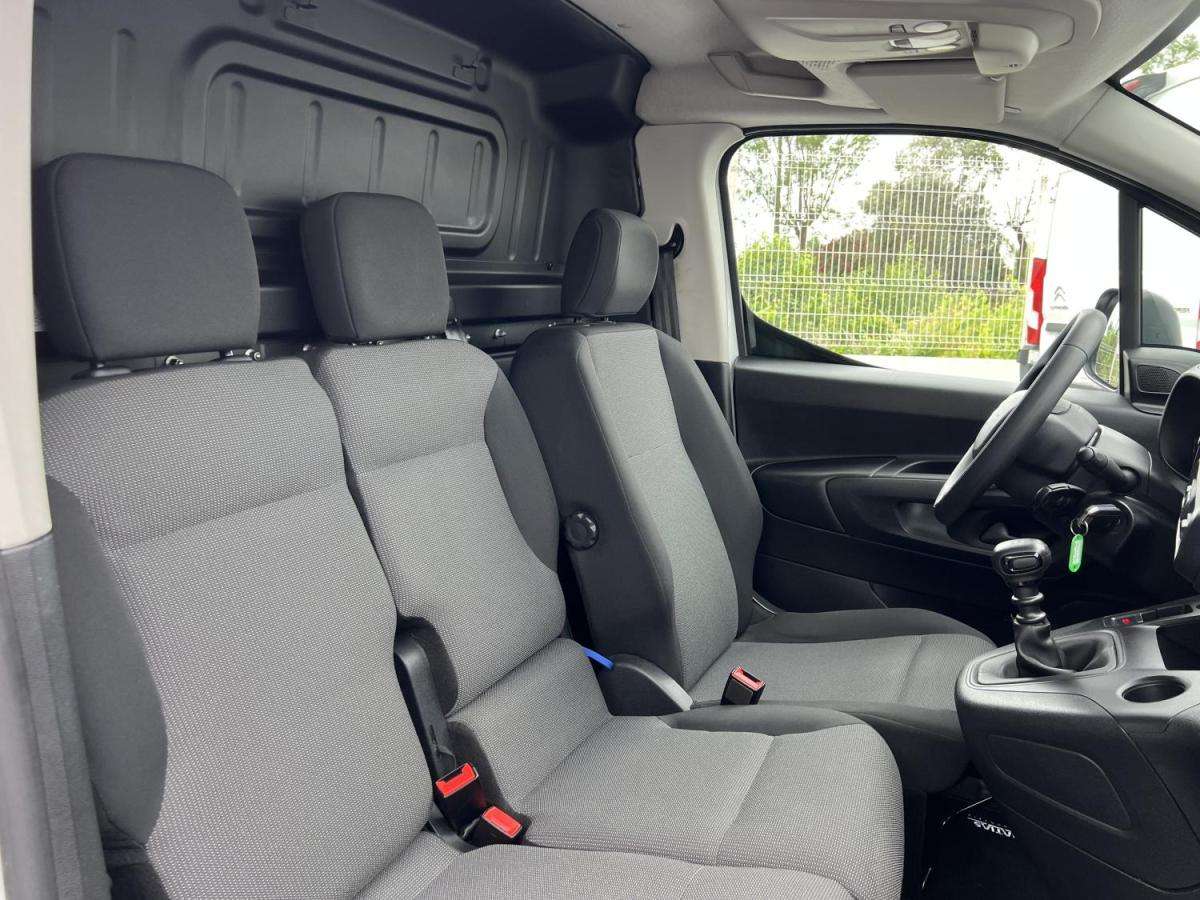 citroen-berlingo-2021-diesel-1499cc