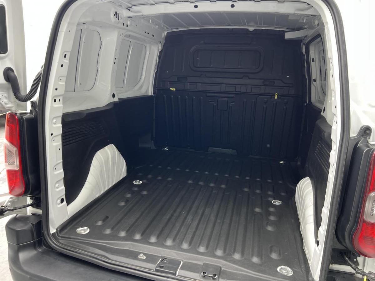 citroen-berlingo-2021-diesel-1499cc