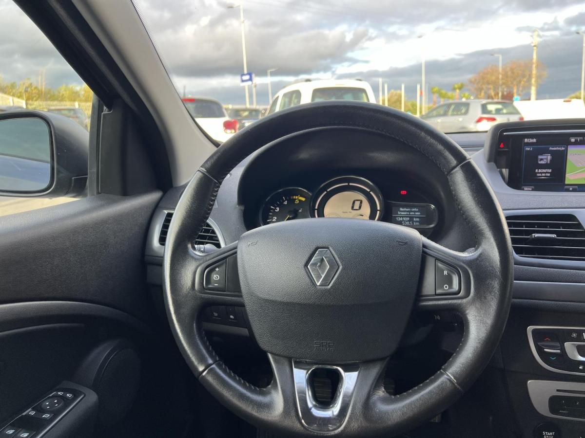 renault-megane-sport-tourer-2016-diesel-1461cc