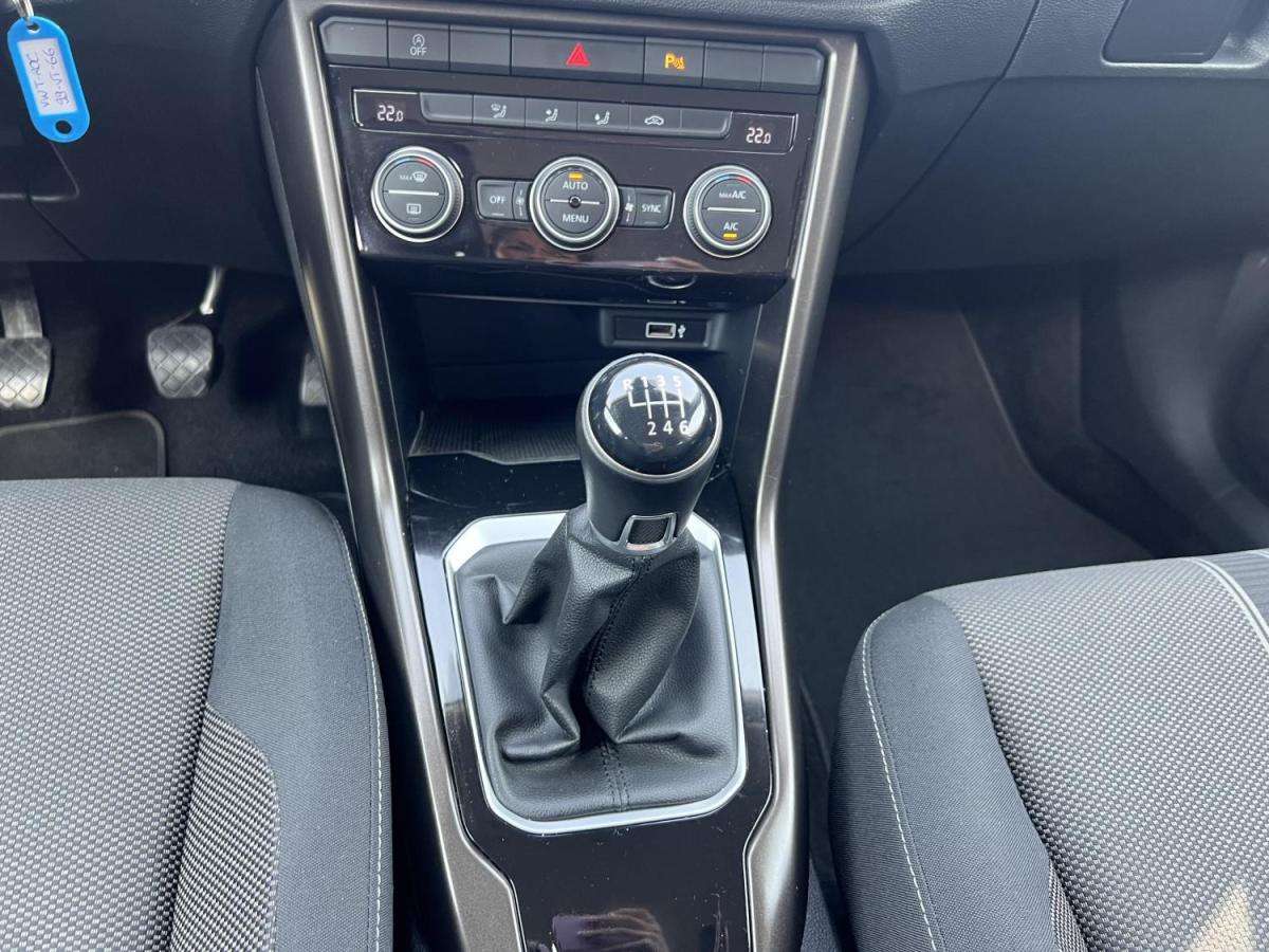 volkswagen-t-roc-2018-gasolina-999cc