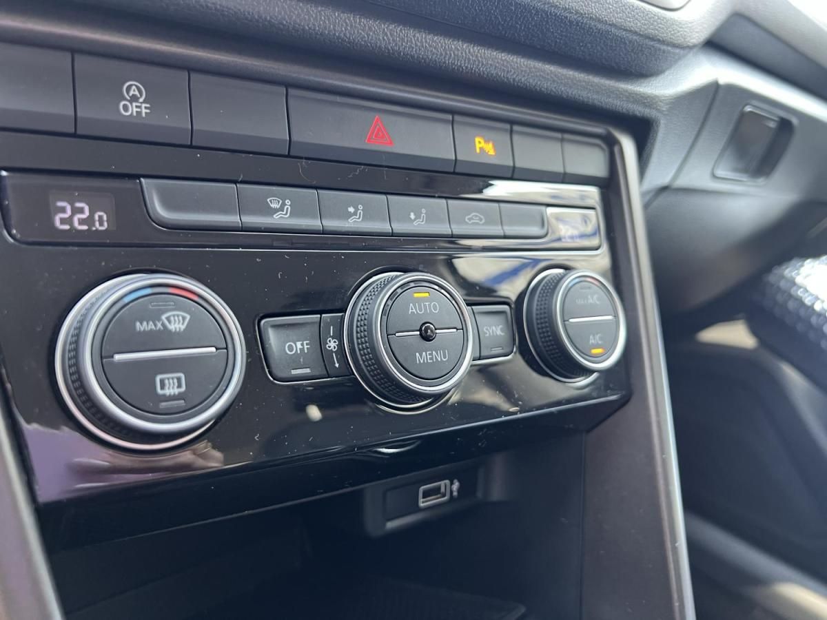 volkswagen-t-roc-2018-gasolina-999cc