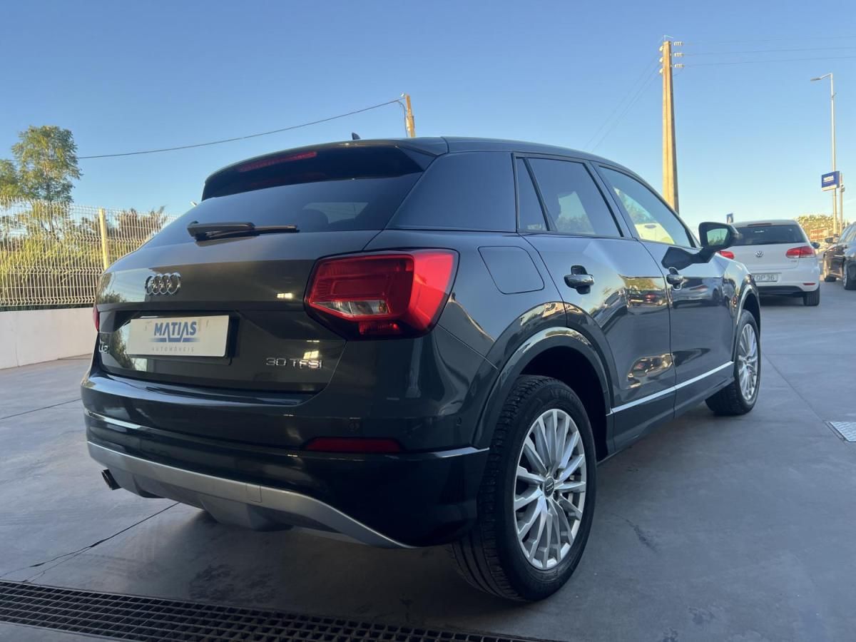 audi-q2-2020-gasolina-999cc