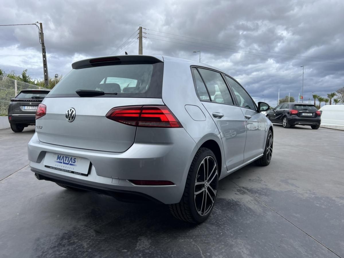 volkswagen-golf-2019-diesel-1598cc