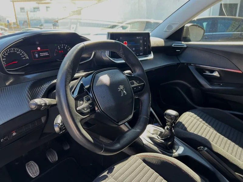 peugeot-2008-2021-diesel-1499cc