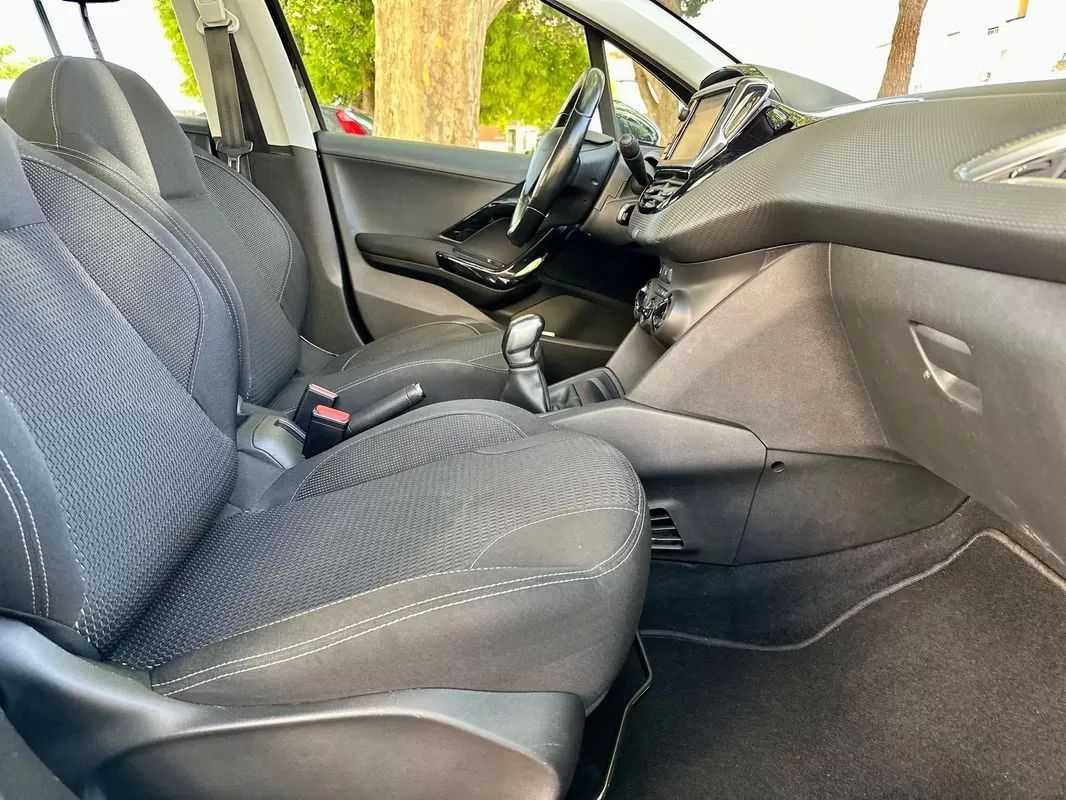 peugeot-208-2016-gasolina-1199cc