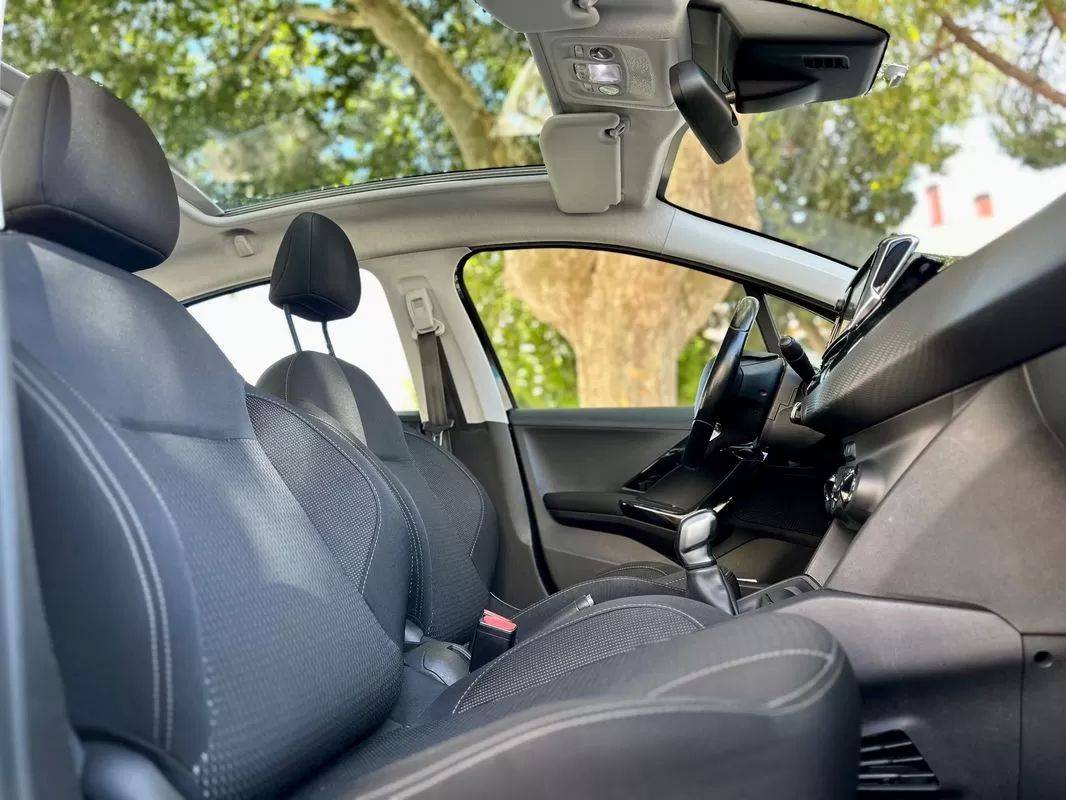 peugeot-208-2016-gasolina-1199cc