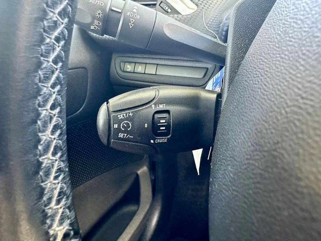 peugeot-208-2016-gasolina-1199cc
