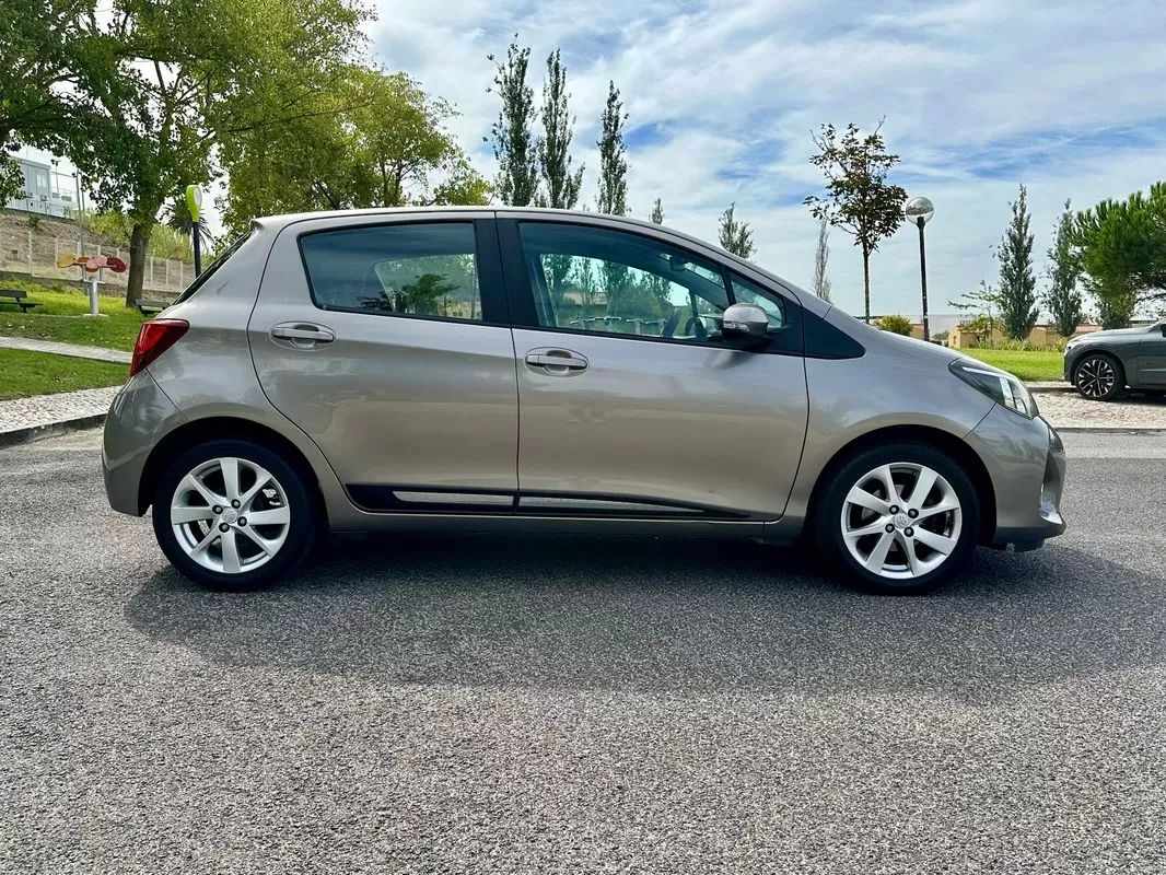 toyota-yaris-2014-gasolina-998cc