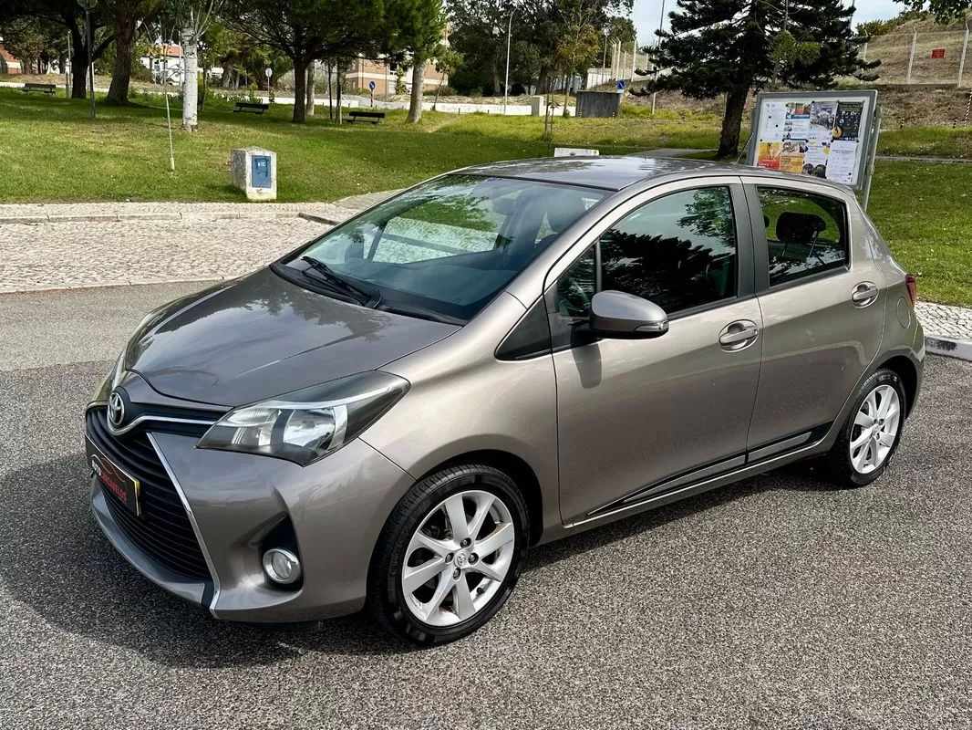 toyota-yaris-2014-gasolina-998cc