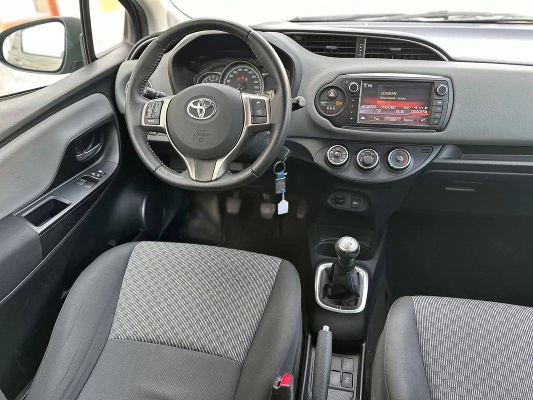 toyota-yaris-2014-gasolina-998cc