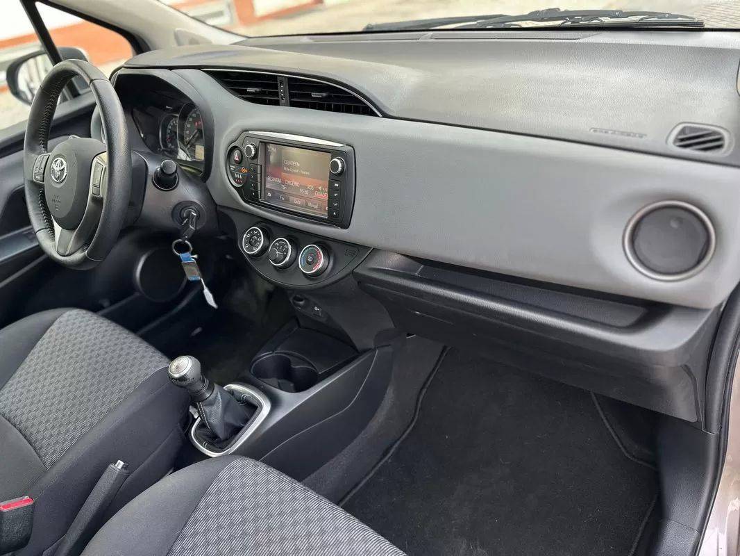 toyota-yaris-2014-gasolina-998cc