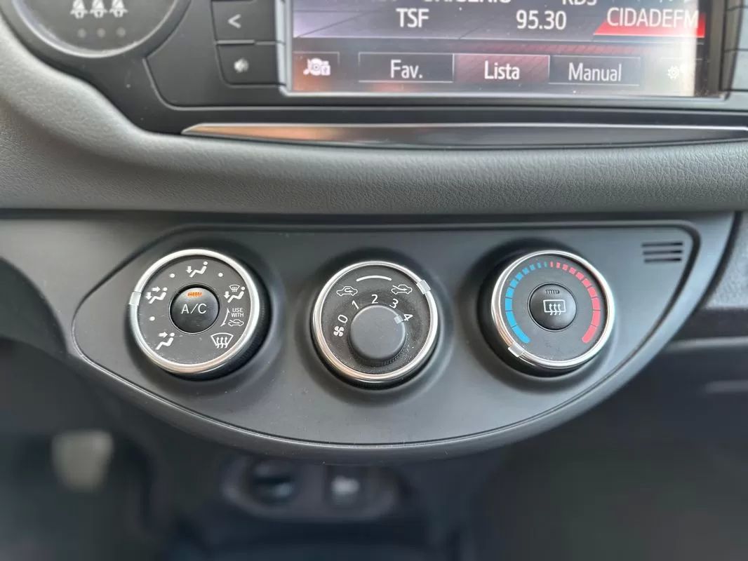 toyota-yaris-2014-gasolina-998cc